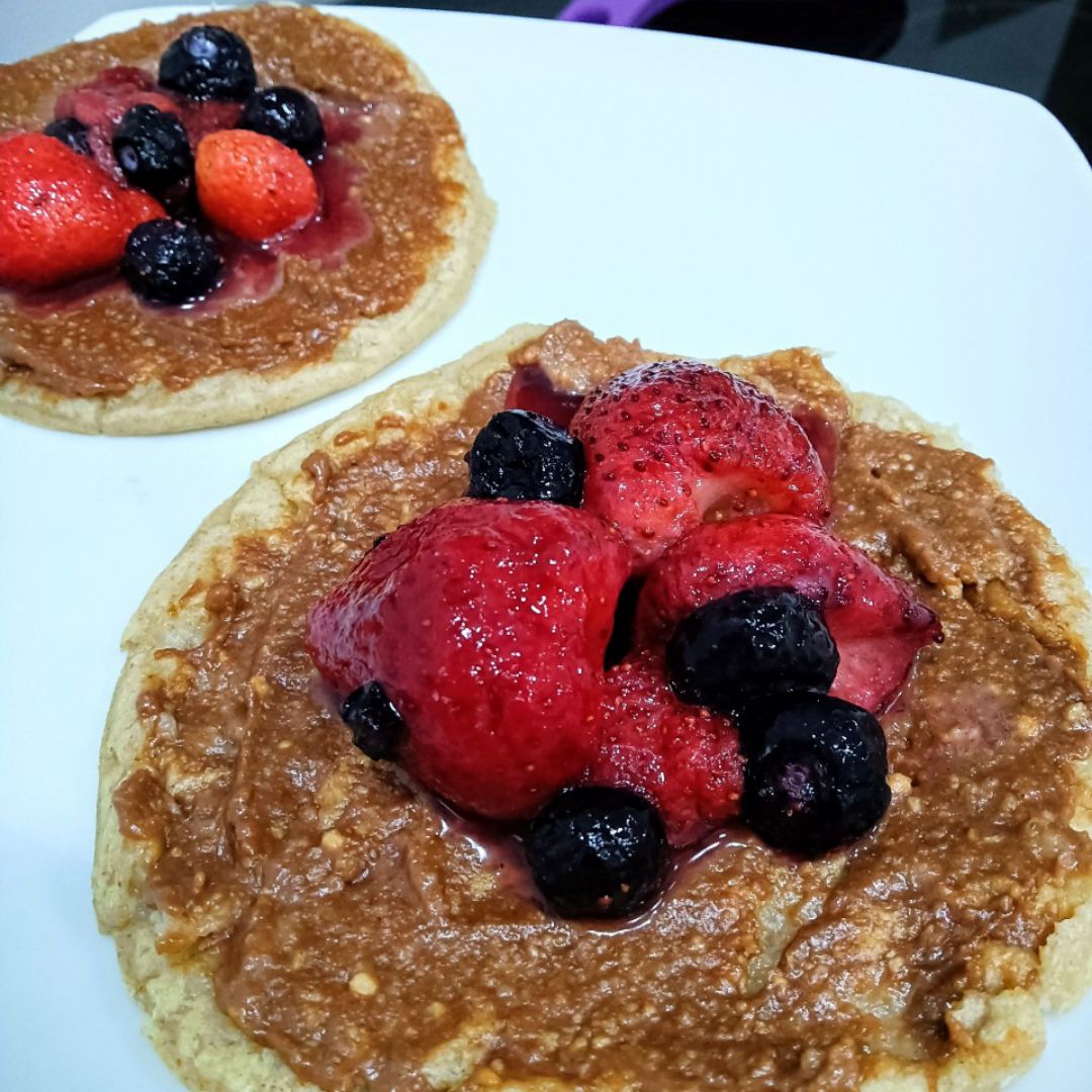 Tortitas con crema de avellana y fresas Paso 3 Tortitas con crema de avellana y fresas Paso 3
