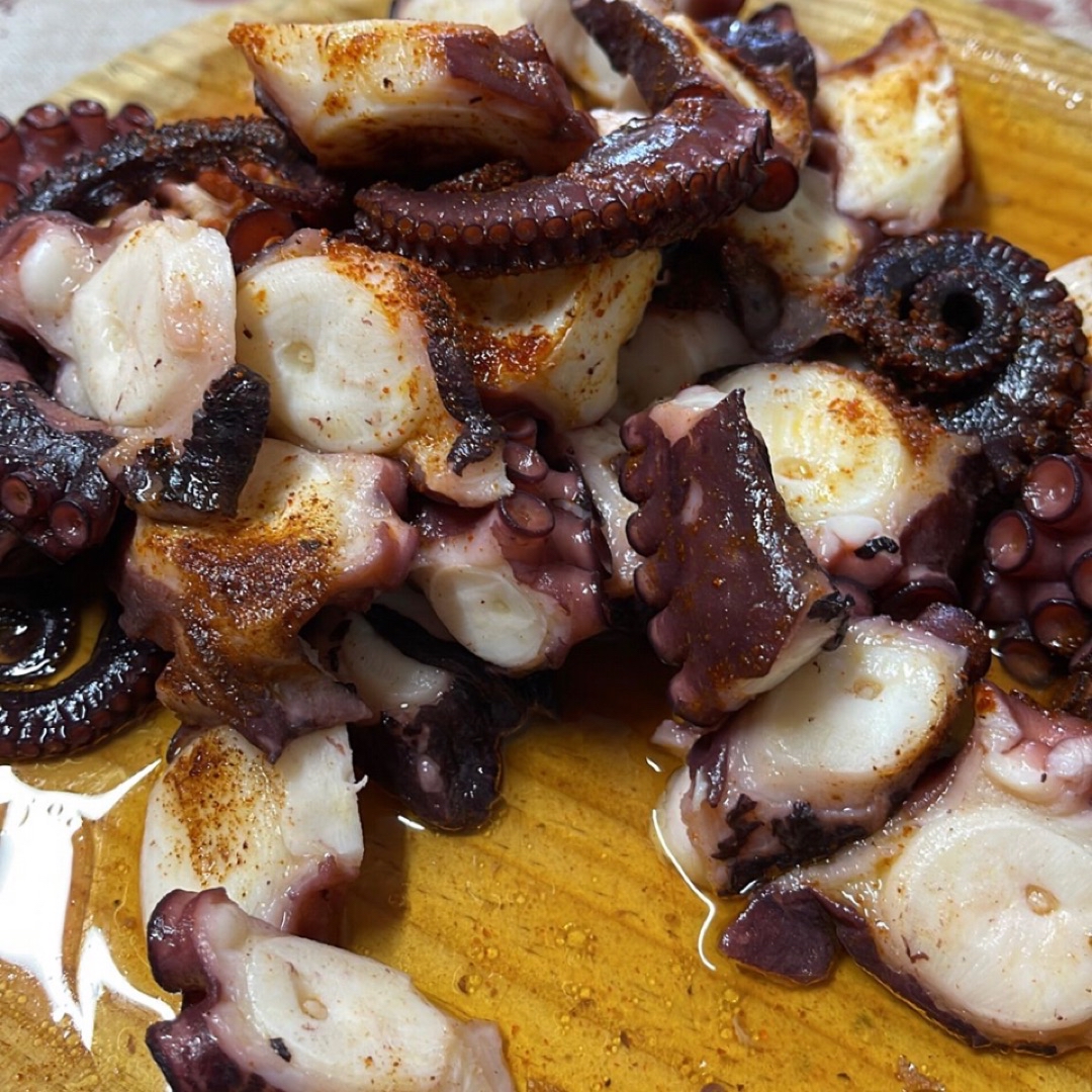 Pulpo a la Gallega Pulpo a la Gallega