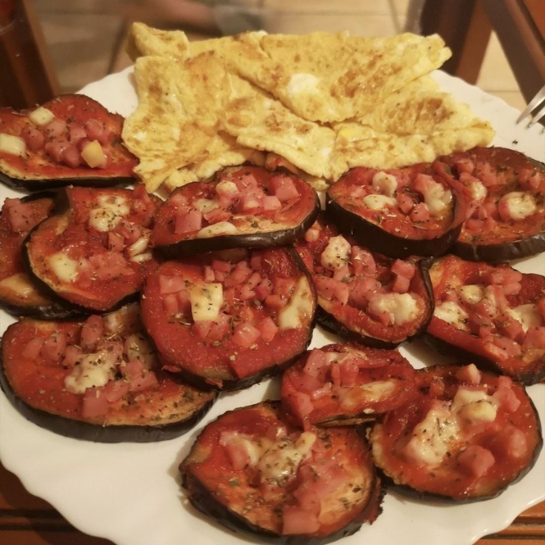 Mini pizza de berenjena Mini pizza de berenjena