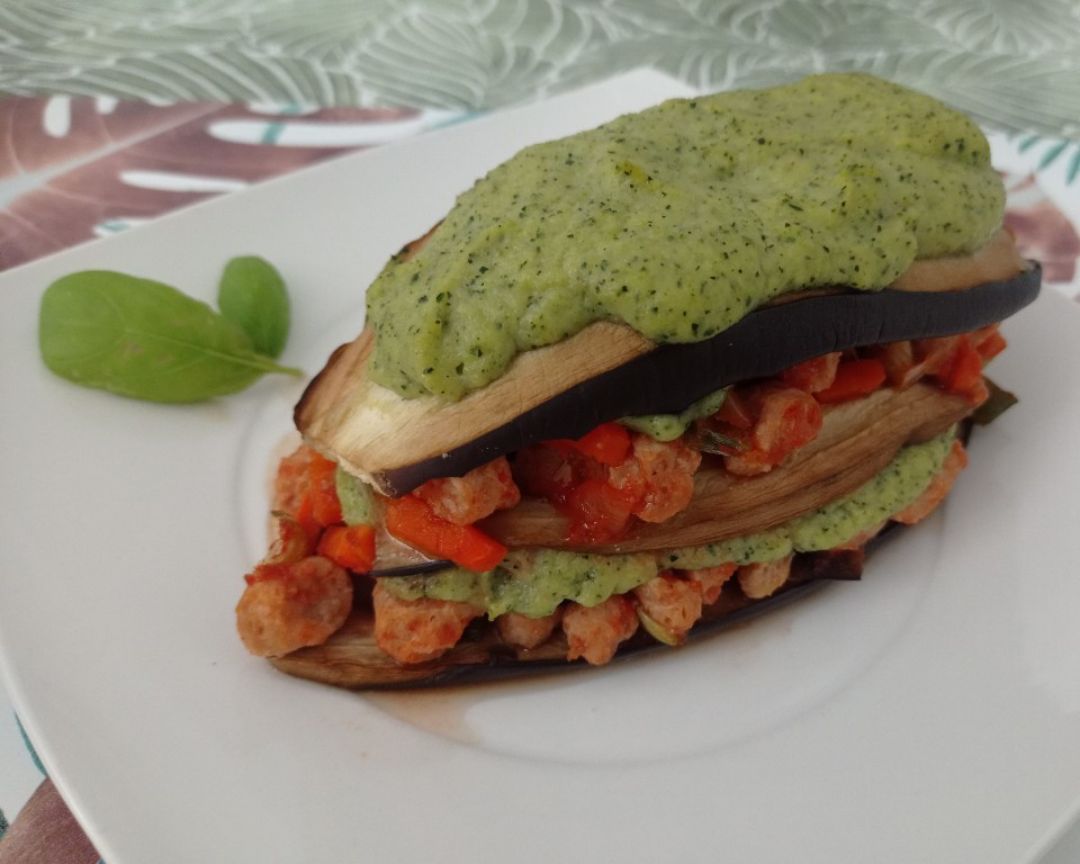 Lasaña de berenjena 🍆 con bechamel de calabacín 🥒