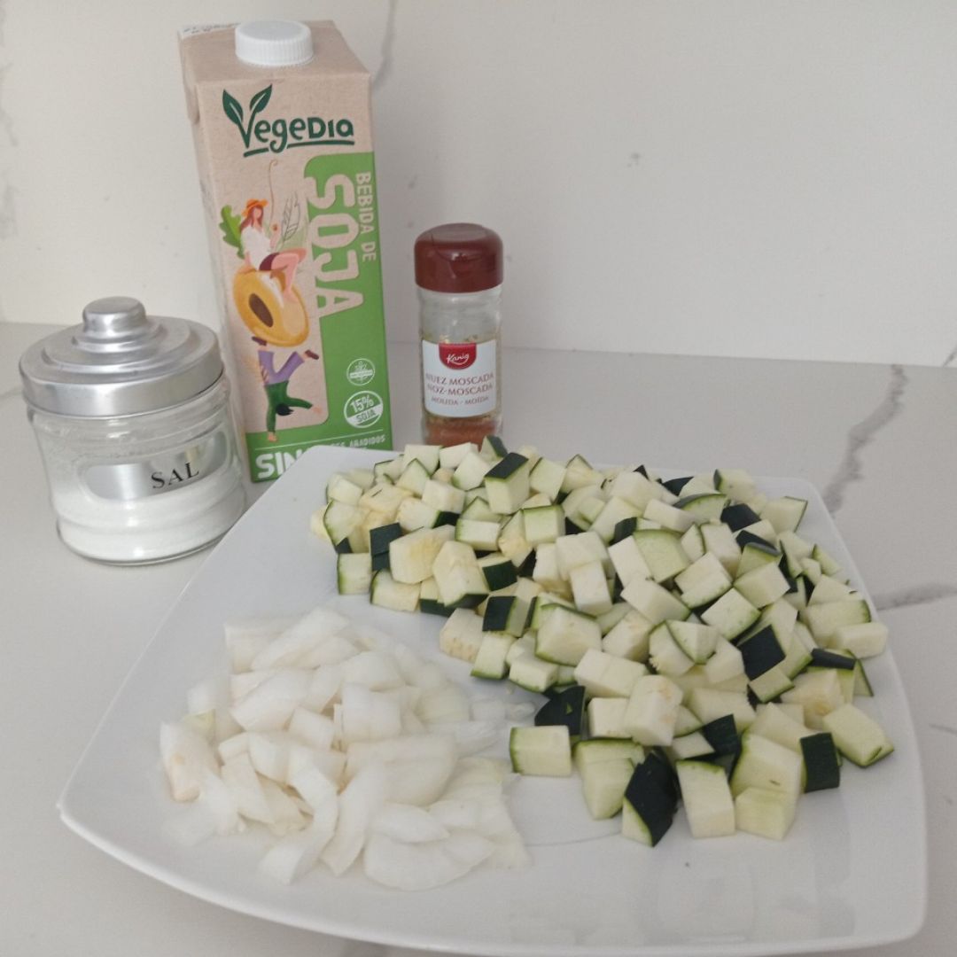 Lasaña de berenjena 🍆 con bechamel de calabacín 🥒 Paso 2
