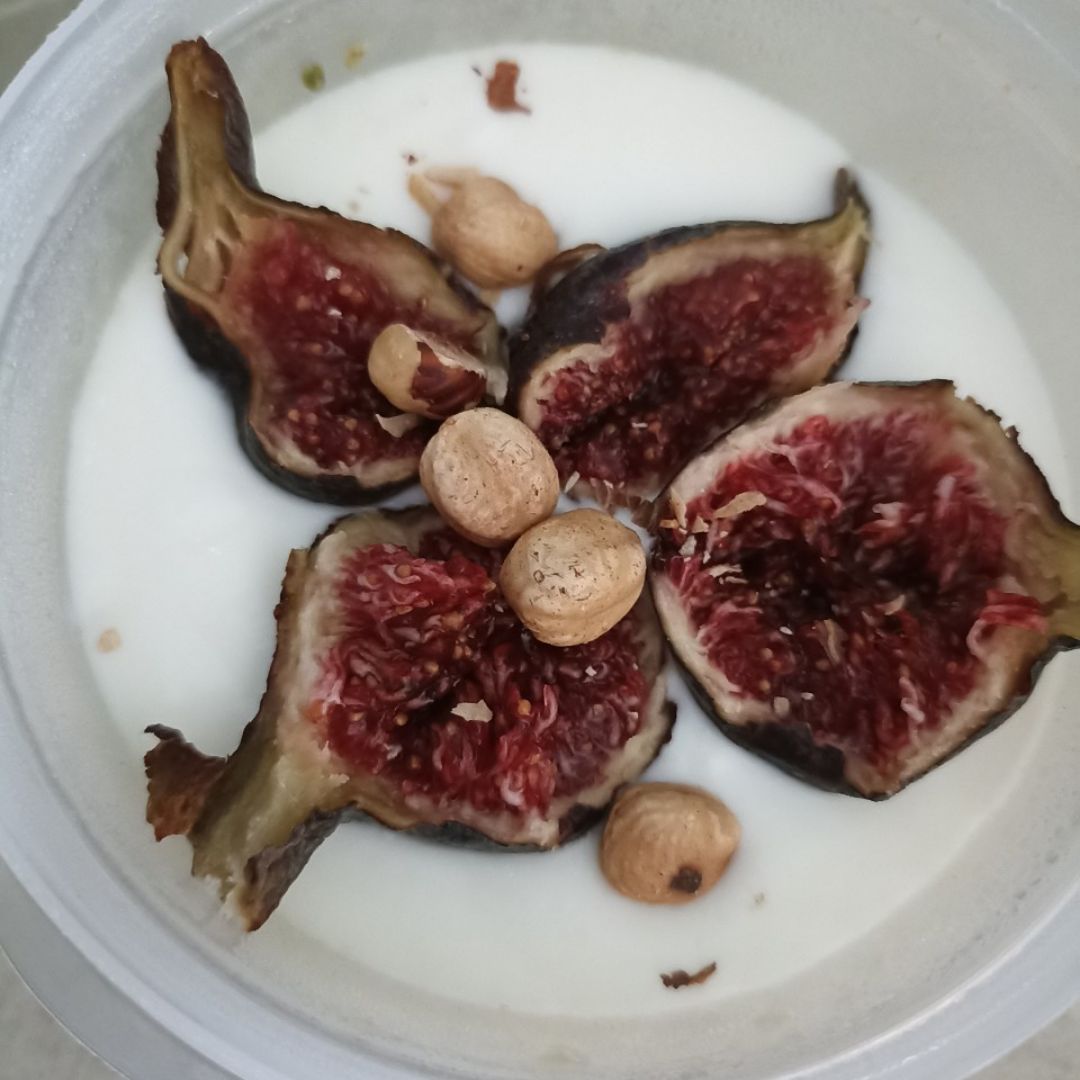 Avena de matcha con yogur y toppings Paso 3 Avena de matcha con yogur y toppings Paso 3