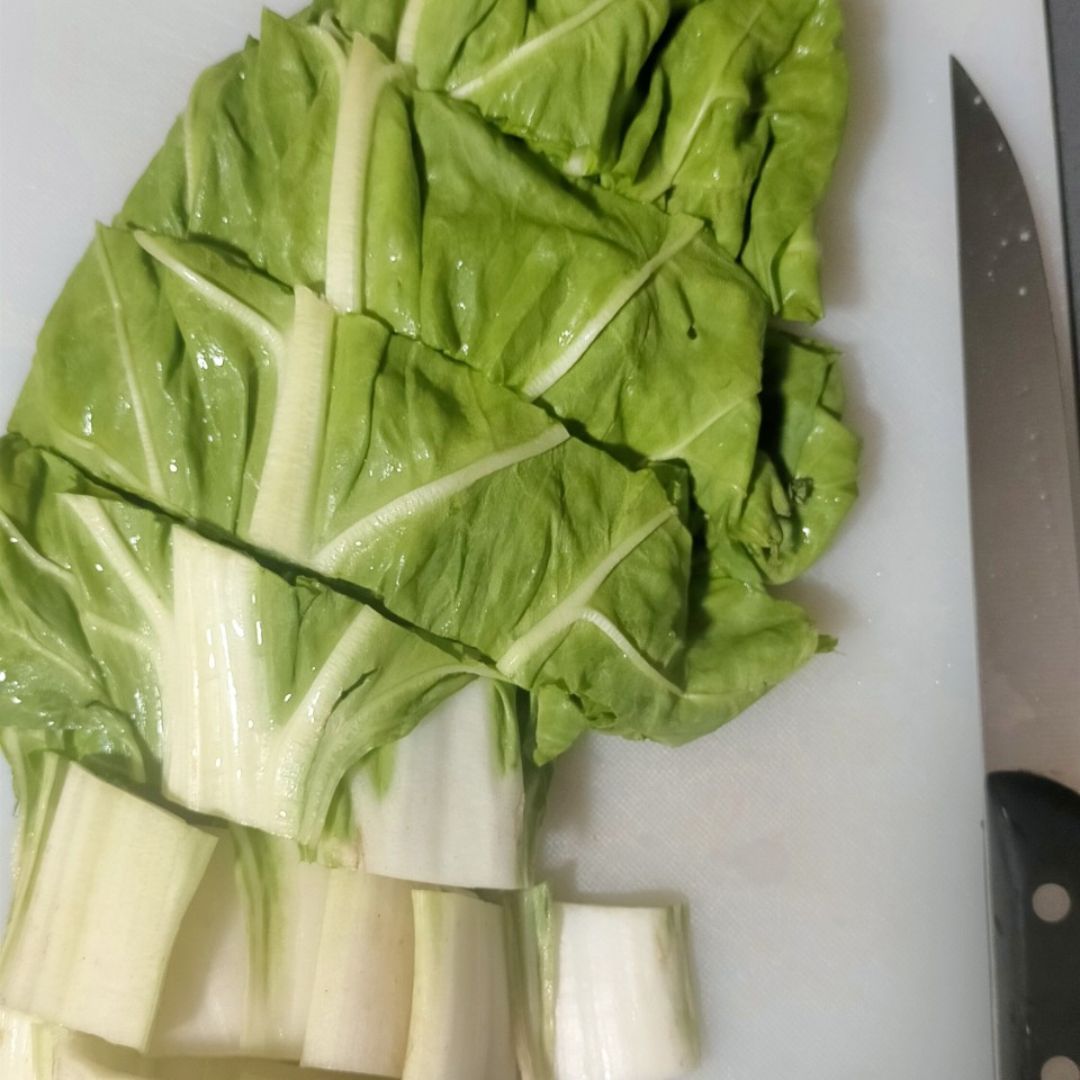 Huevos con acelgas, cebolla y zanahoria  Paso 0