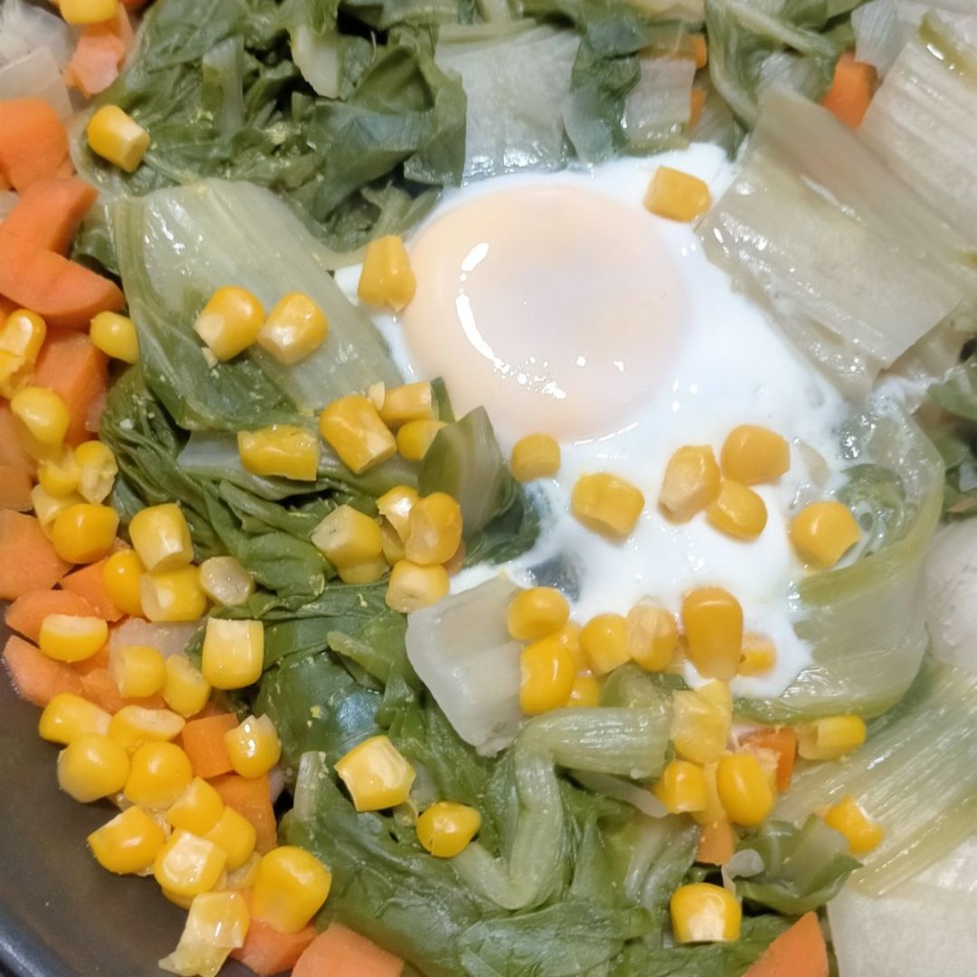 Huevos con acelgas, cebolla y zanahoria  Paso 4