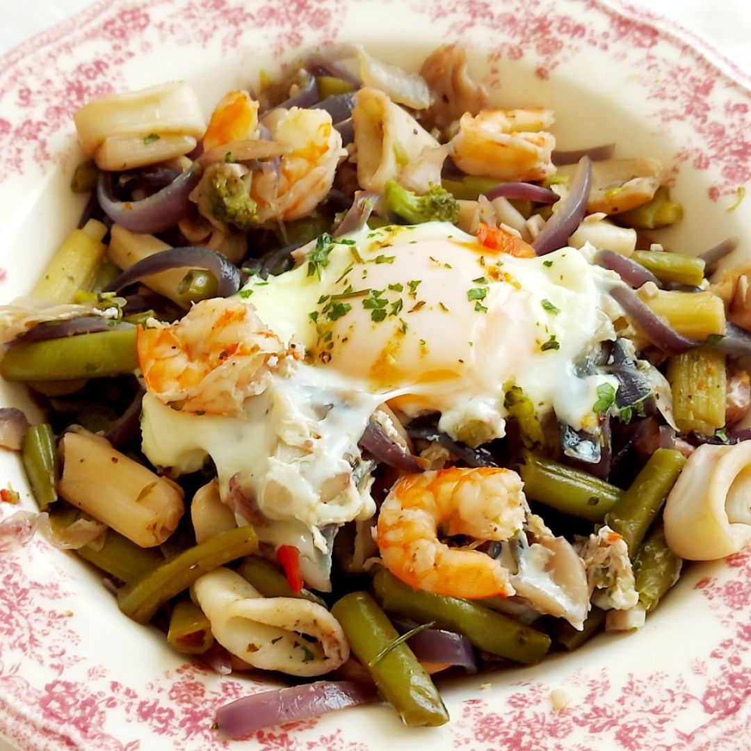 Calamares salteados con verduras y huevo Paso 3 Calamares salteados con verduras y huevo Paso 3