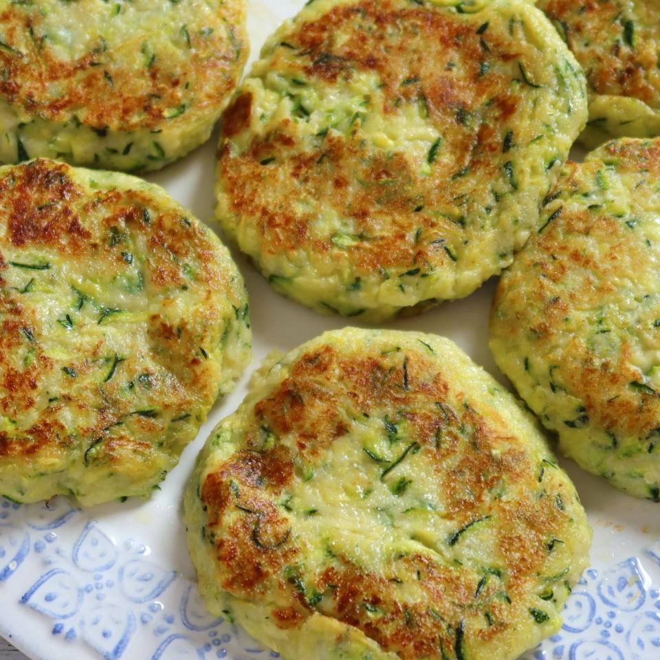Hamburguesas de pollo y calabacín