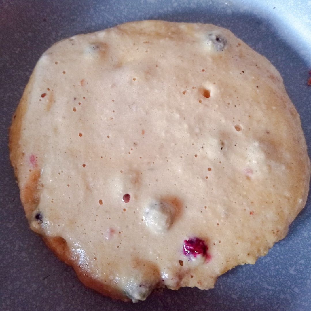Tortitas 🥞de manzana 🍎 , plátano 🍌y frutos rojos ❤️ Paso 2 Tortitas 🥞de manzana 🍎 , plátano 🍌y frutos rojos ❤️ Paso 2