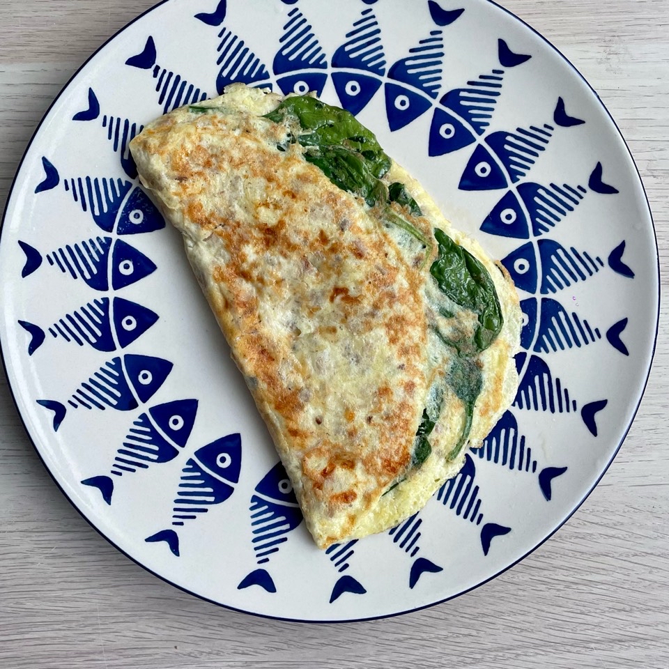 Tortilla de atún, queso y espinacas Tortilla de atún, queso y espinacas