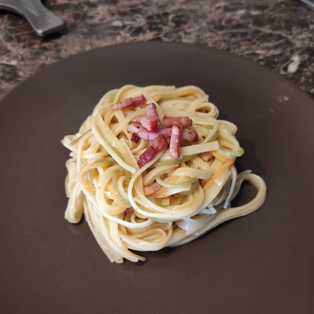 Spaguettis a la carbonara Spaguettis a la carbonara