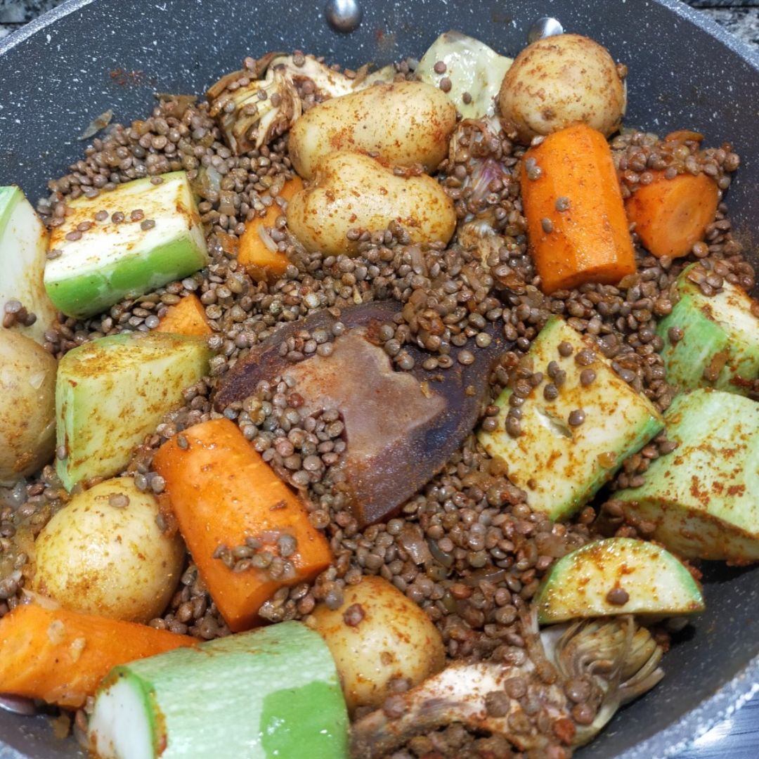Lentejas con verduras al curry, mijo y kefir especiado Paso 8 Lentejas con verduras al curry, mijo y kefir especiado Paso 8