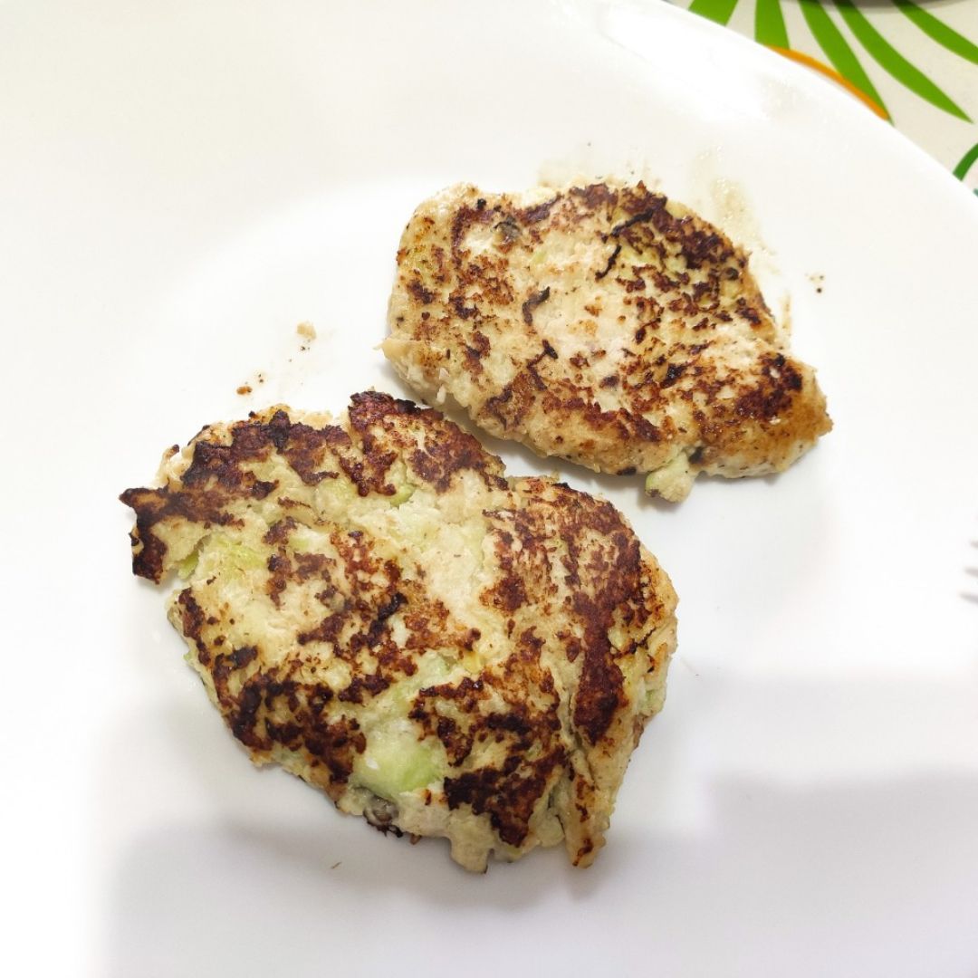 Hamburguesas de pollo y calabacín Hamburguesas de pollo y calabacín