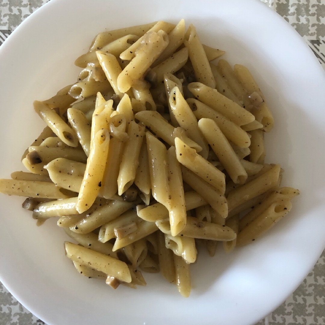 Pasta con trufa Pasta con trufa