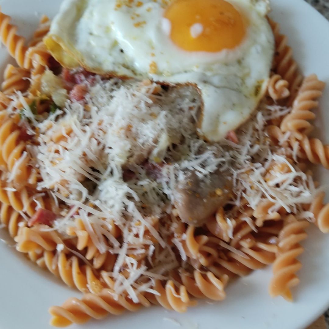 Pasta de lentejas con jamón y champiñones Pasta de lentejas con jamón y champiñones