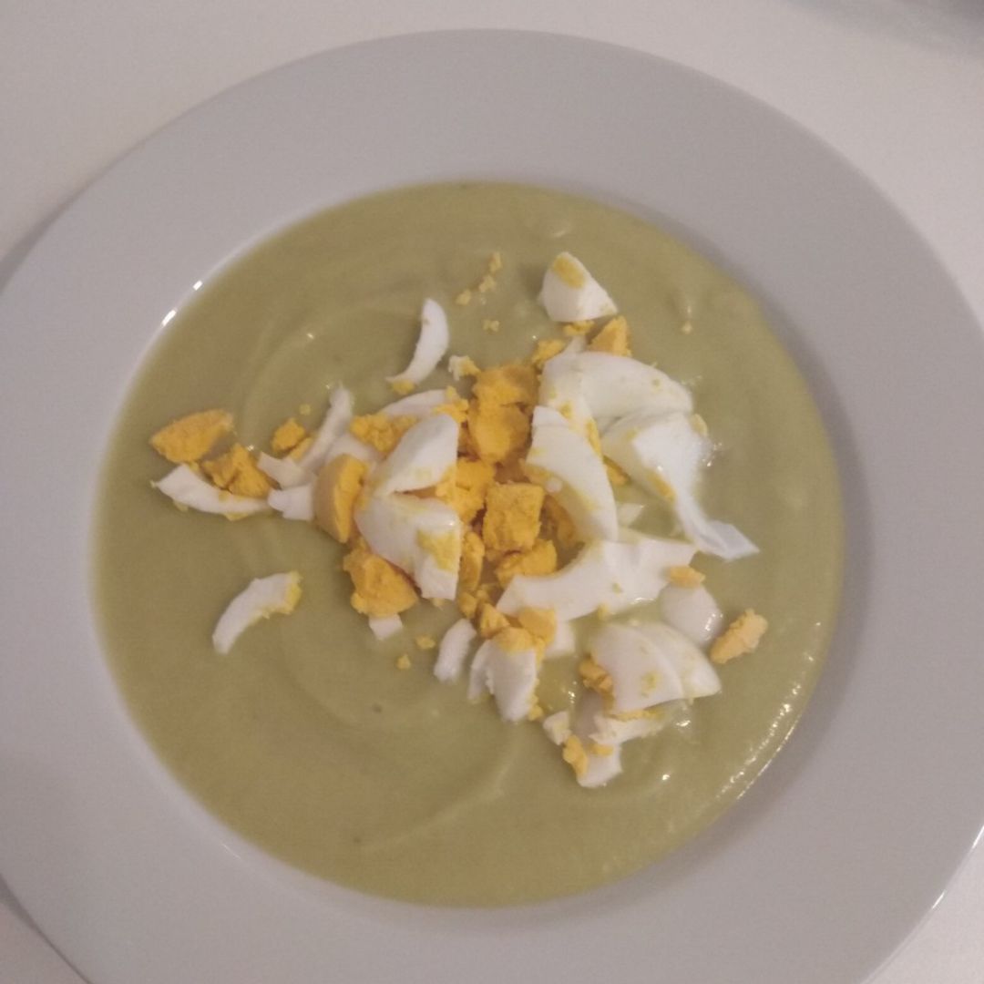 Crema fría de pepino Crema fría de pepino
