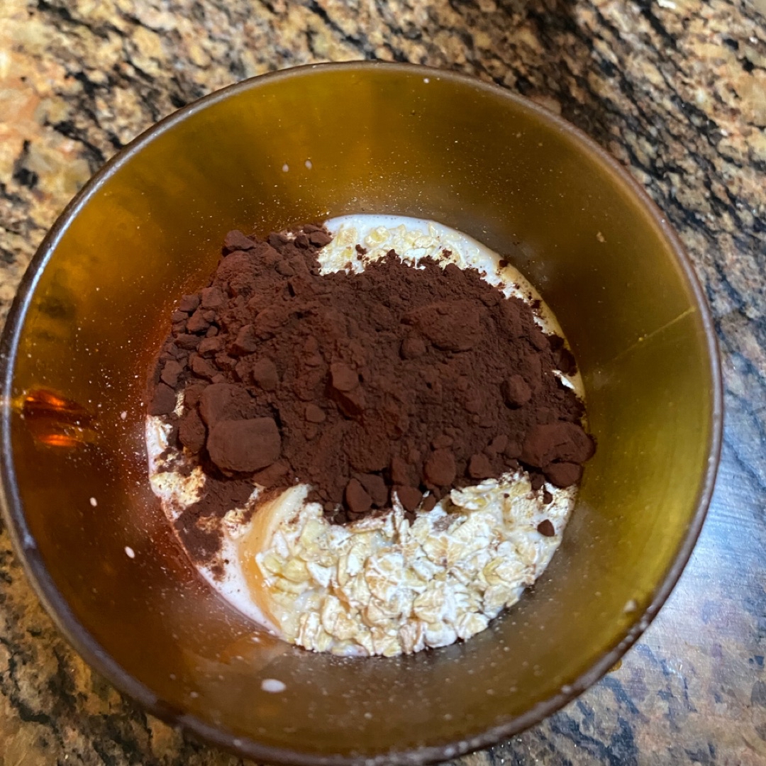 avena instantánea de chocolate al microondas saludable Paso 4 avena instantánea de chocolate al microondas saludable Paso 4