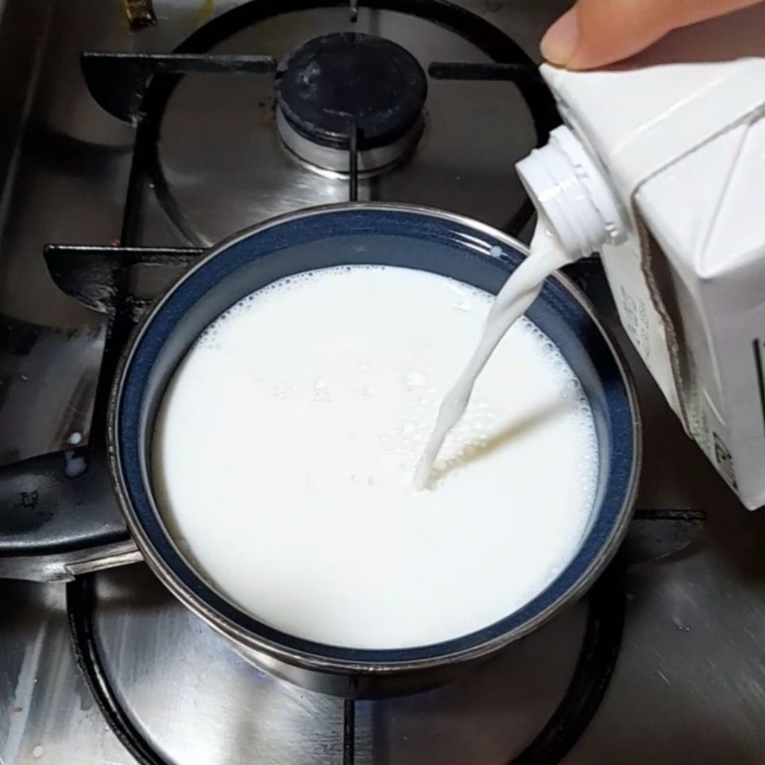 Cúrcuma latte dominguero ☕ Paso 0 Cúrcuma latte dominguero ☕ Paso 0
