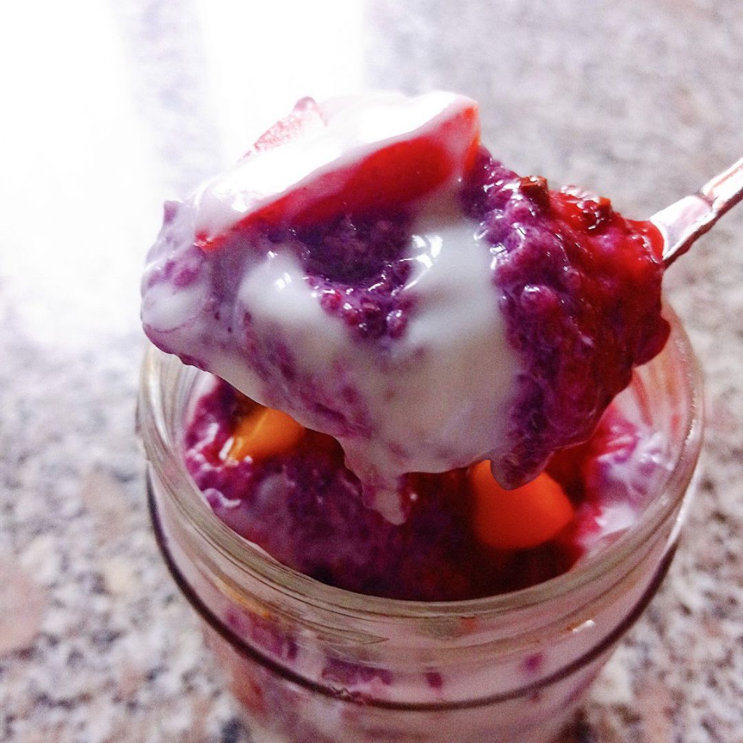 Tarritos de pudin de chía con frutas variadas 🥭🍒🥝🍓🫐 Paso 6