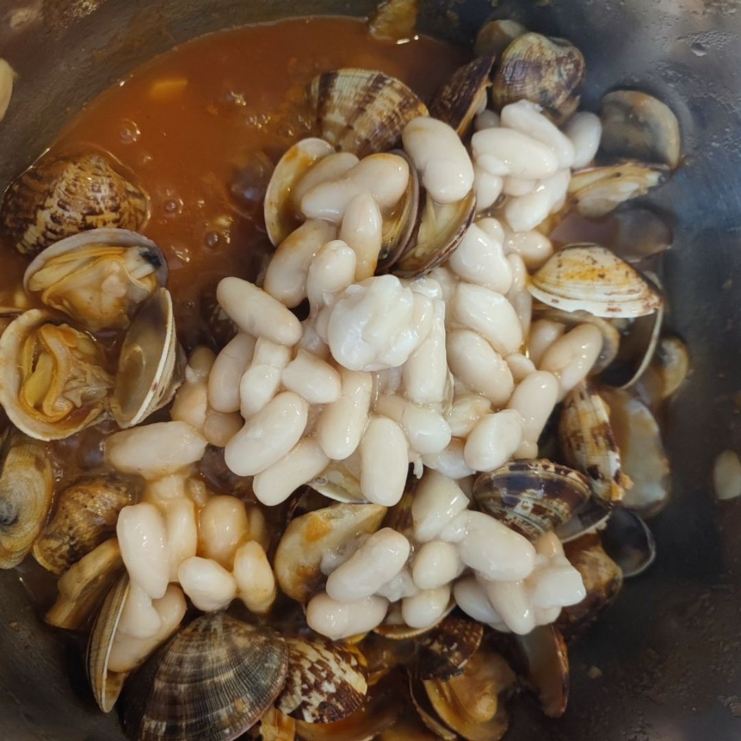 Alubias con almejas y champiñones Paso 3 Alubias con almejas y champiñones Paso 3