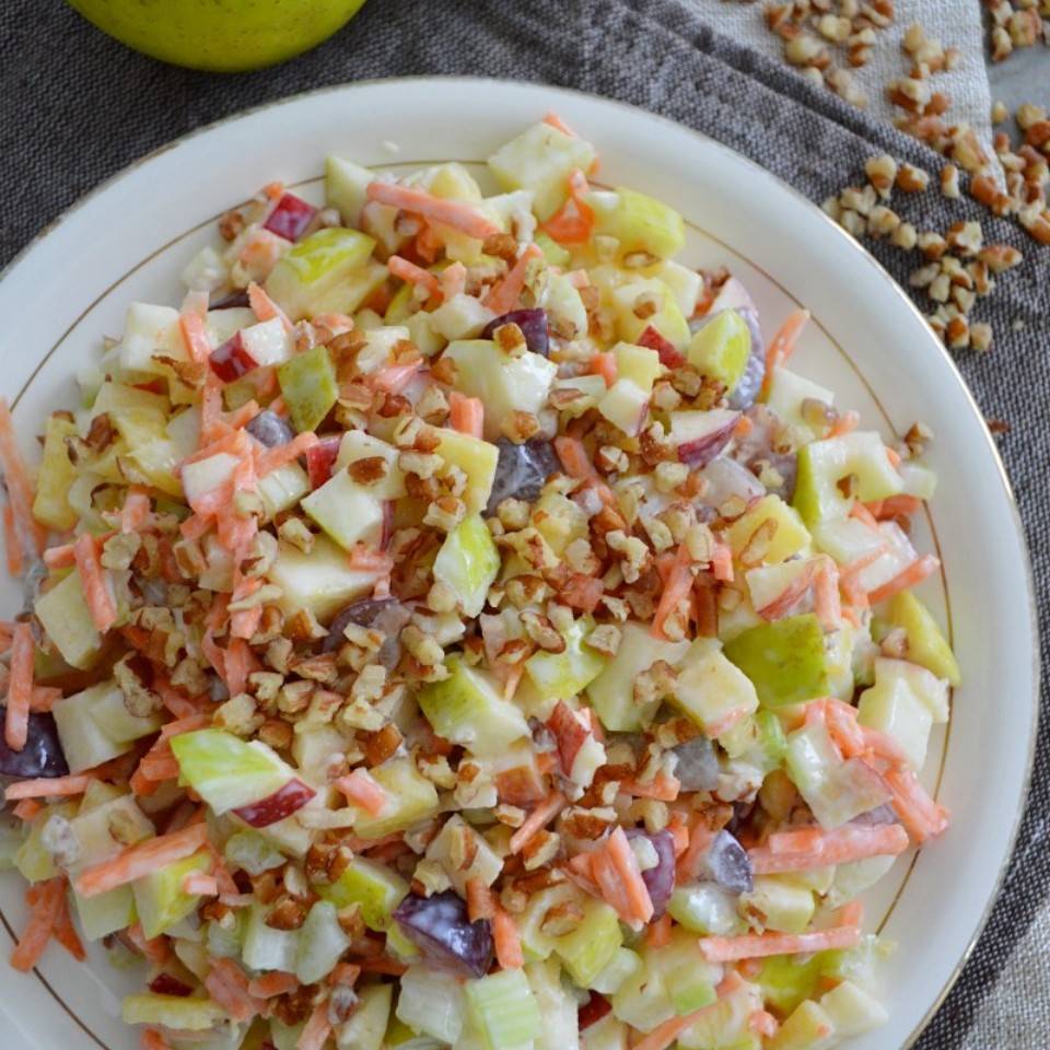 Ensalada de manzana con salsa yogur 🥗