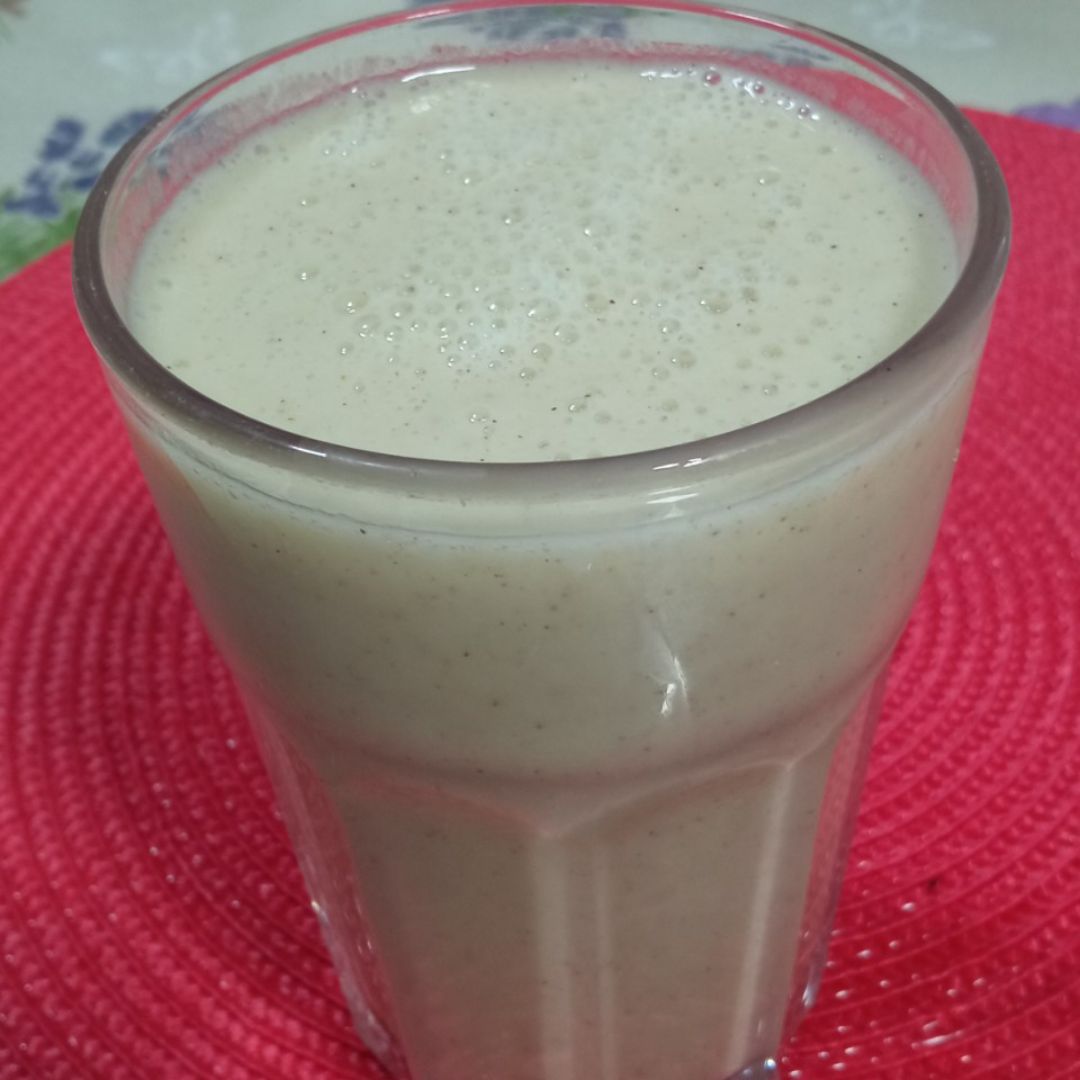 Delicioso batido de kiwi y platano 🥝🍌 Delicioso batido de kiwi y platano 🥝🍌