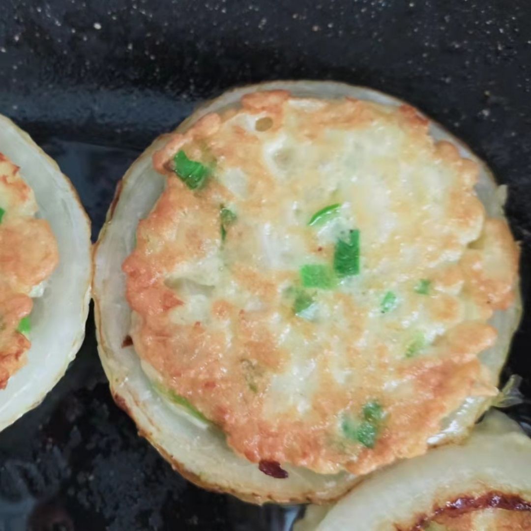 Tortitas de cebolla y pimiento verde Tortitas de cebolla y pimiento verde