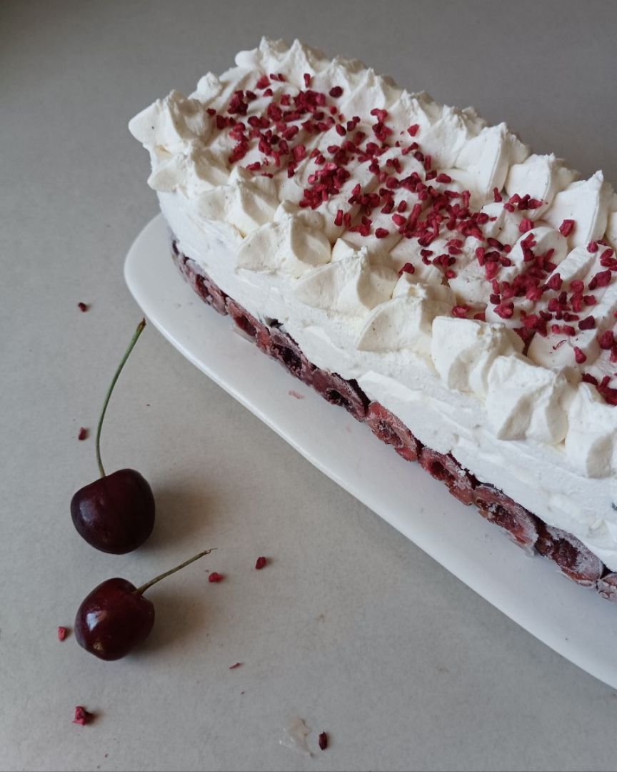 Tarta Helada Nata & Cerezas❄️🍦🍒 Paso 3 Tarta Helada Nata & Cerezas❄️🍦🍒 Paso 3