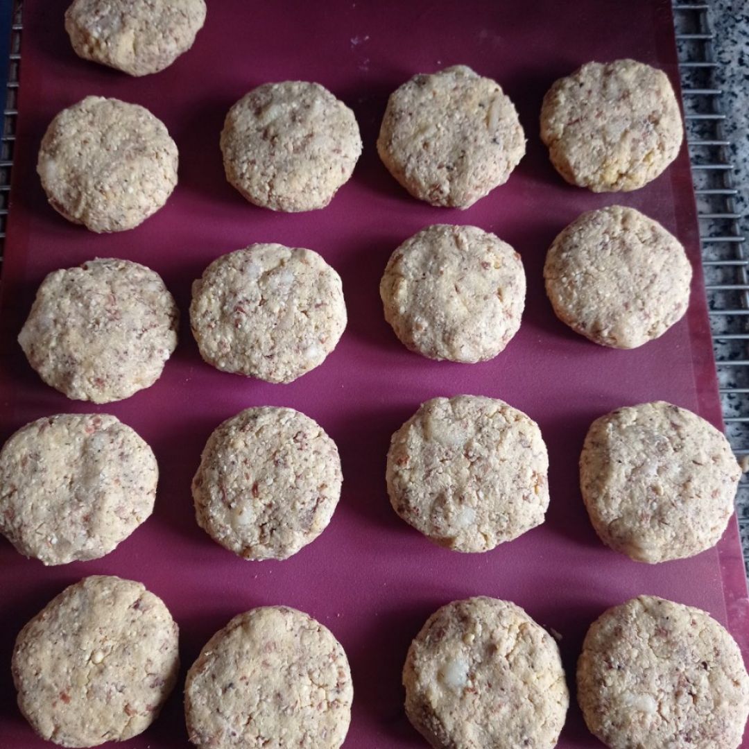 Galletas de maíz, pera 🍐 y almendra 🍪 Paso 4 Galletas de maíz, pera 🍐 y almendra 🍪 Paso 4