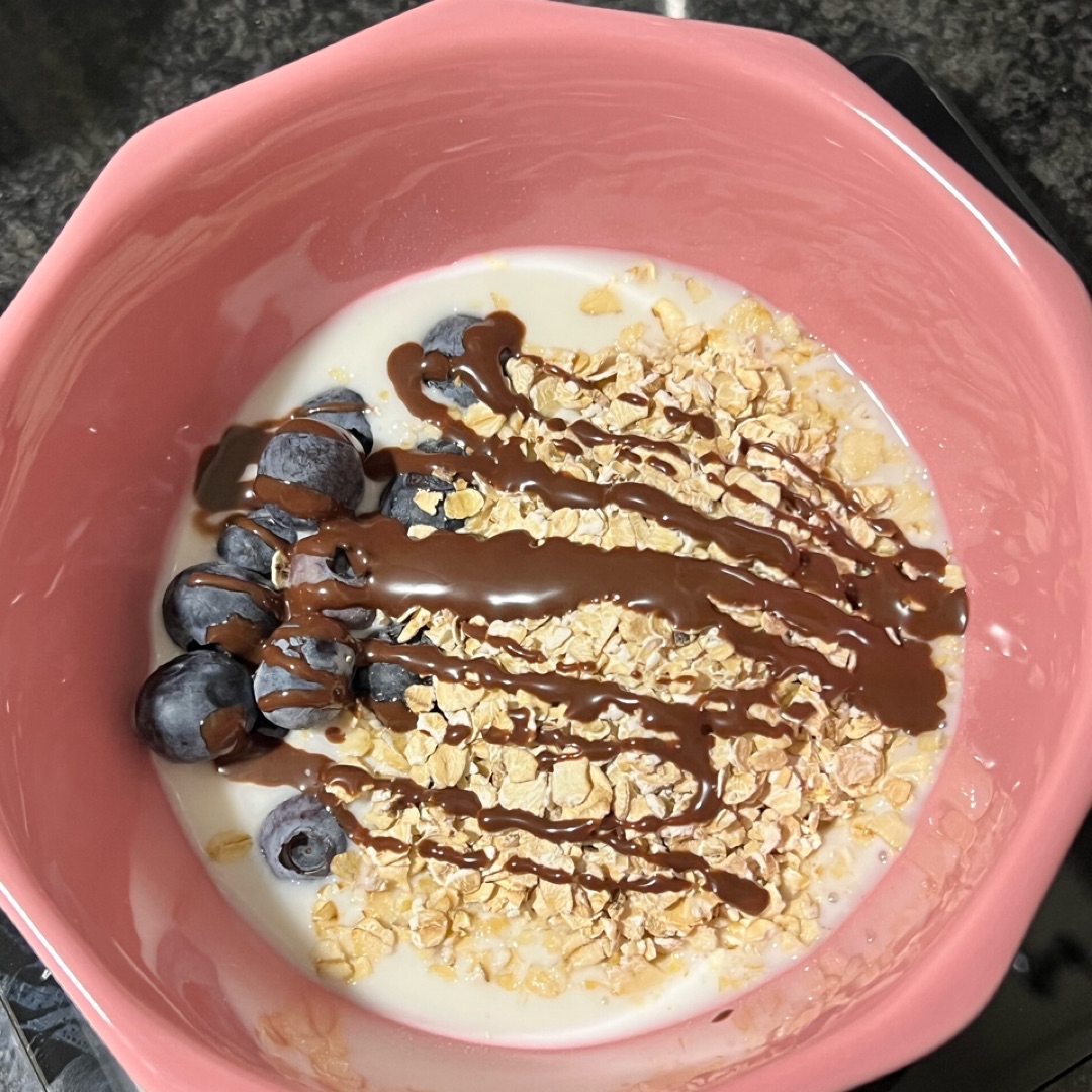 Yogurt con avena y arándanos 