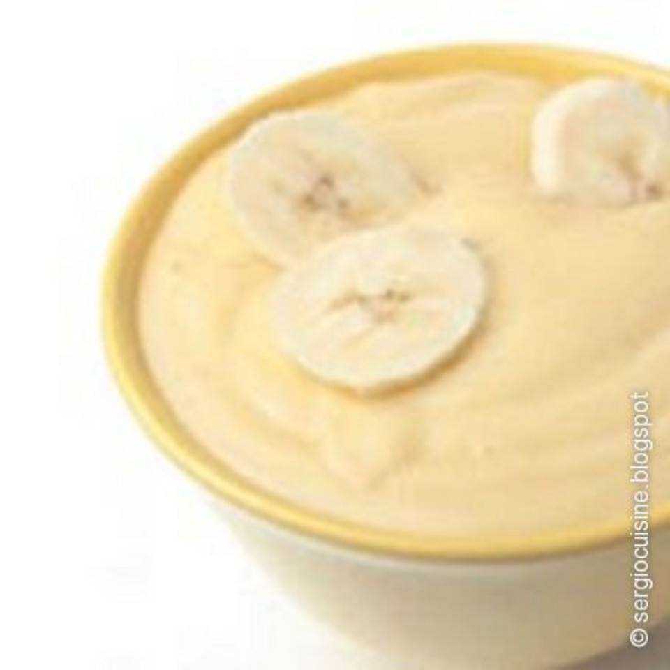 Iogurt griego natural con platano Iogurt griego natural con platano