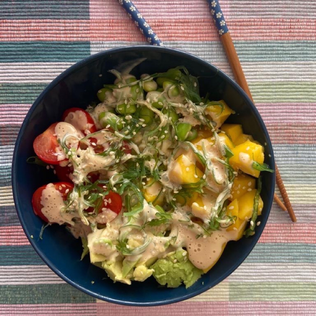 Poke vegetariano 🌱 🥭 🍅 🥑 🥢 Poke vegetariano 🌱 🥭 🍅 🥑 🥢