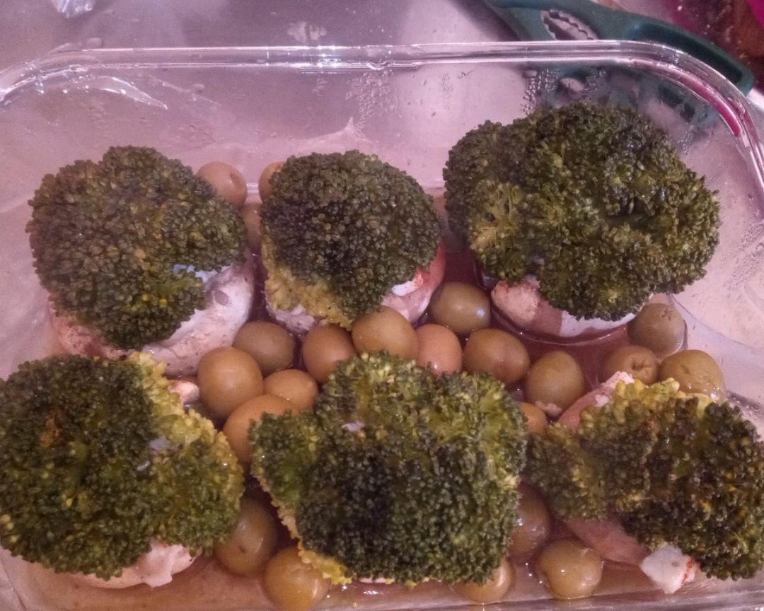 CHAMPIÑONES RELLENOS AL VAPOR CHAMPIÑONES RELLENOS AL VAPOR