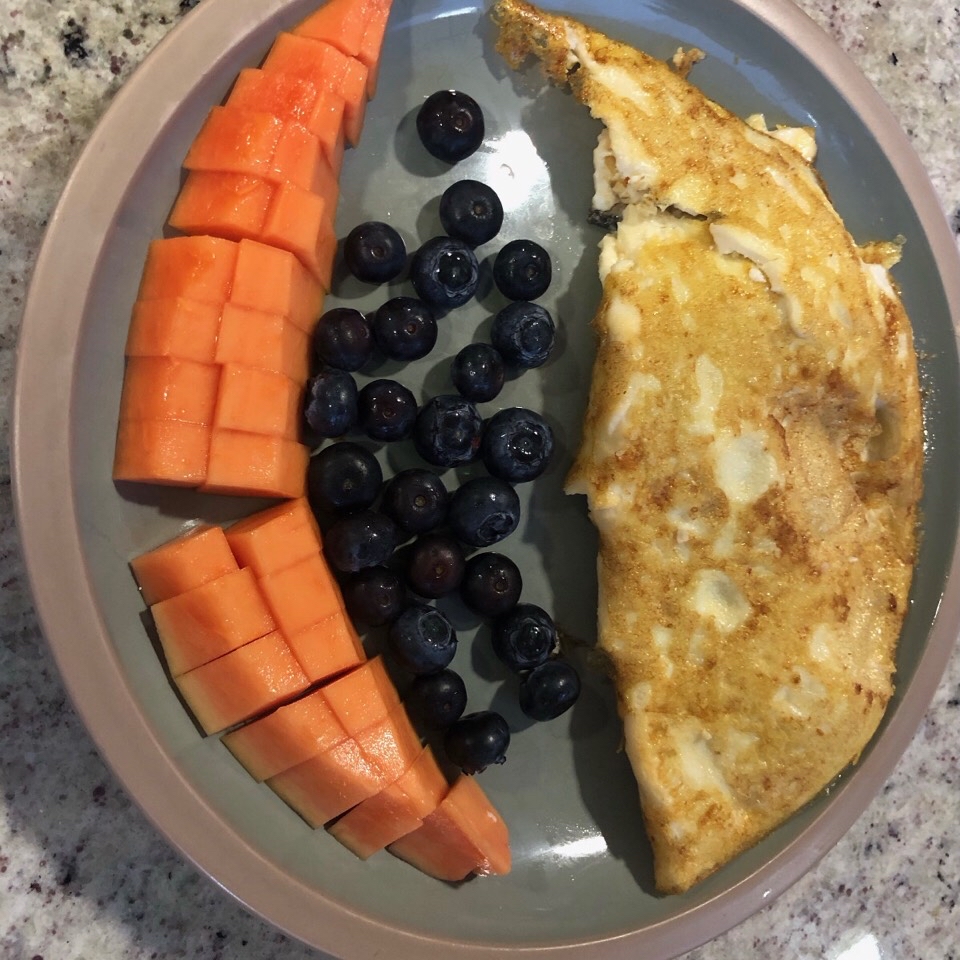 Tortilla de sardinas y fruta Tortilla de sardinas y fruta