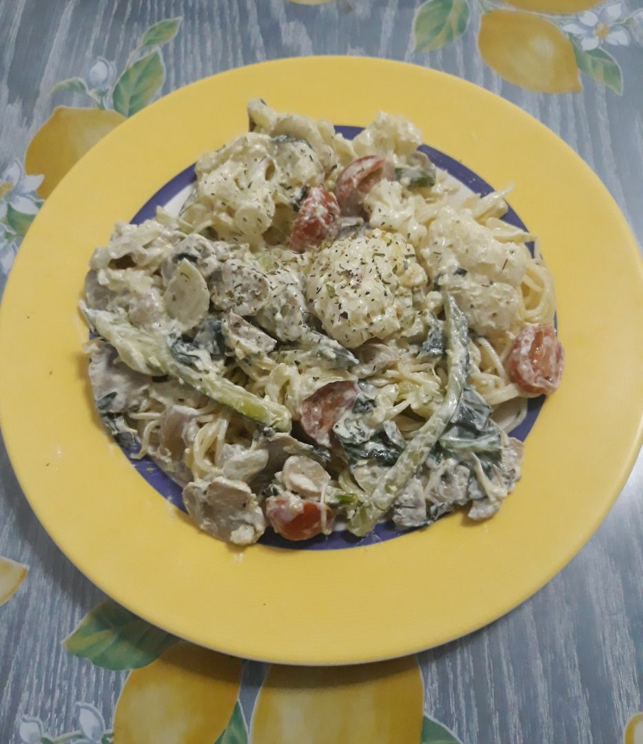 Espaguetis con verduras Espaguetis con verduras