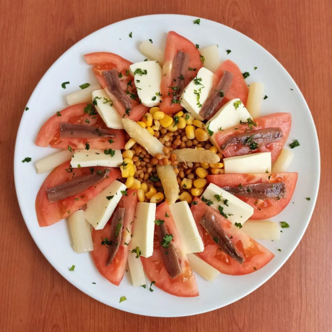🌸ENSALADA DE TOMATE Y LENTEJAS🌸