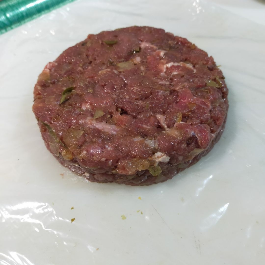 Hamburguesa "Jucy Lucy" 🍔 Paso 4 Hamburguesa "Jucy Lucy" 🍔 Paso 4