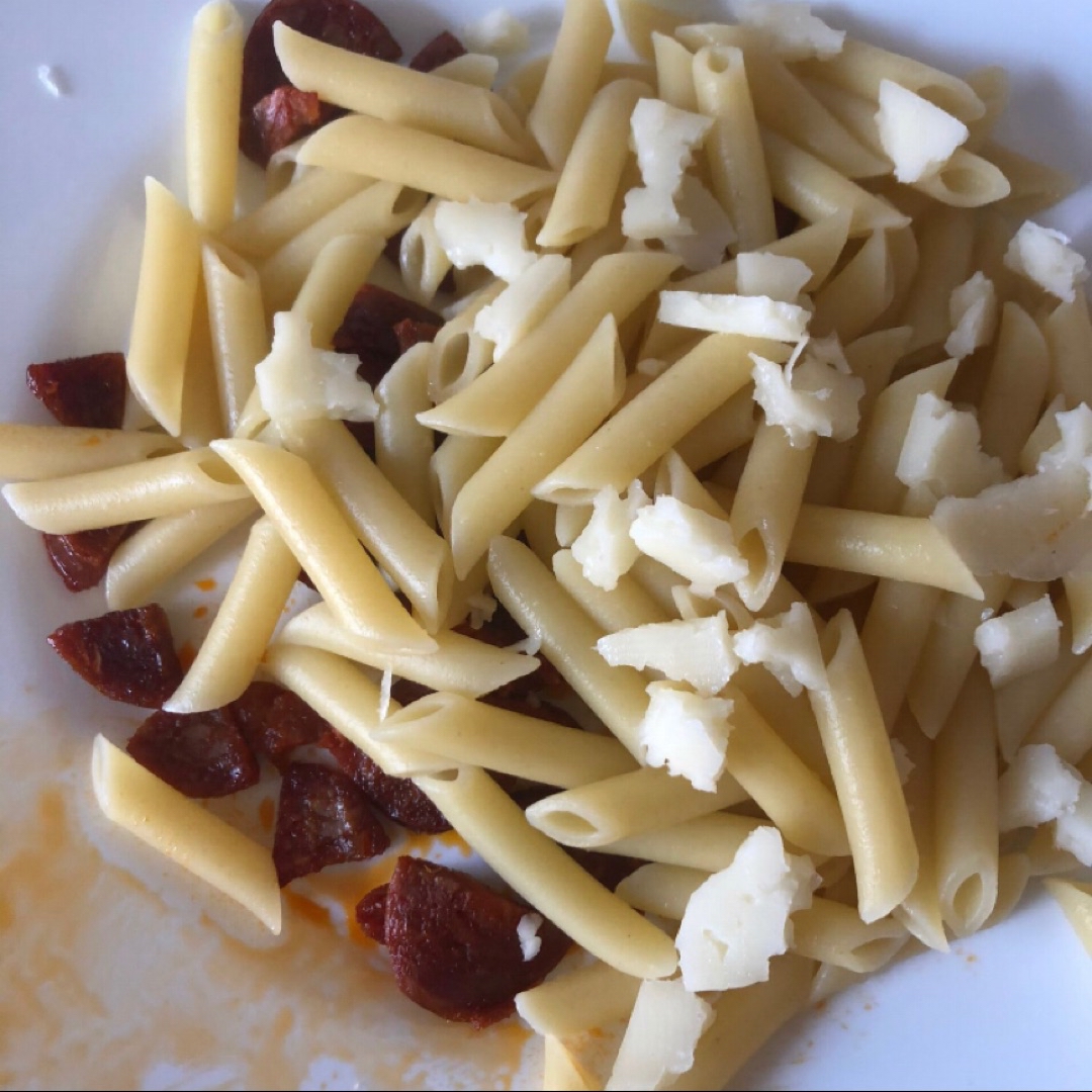 macarrones con chorizo y queso macarrones con chorizo y queso