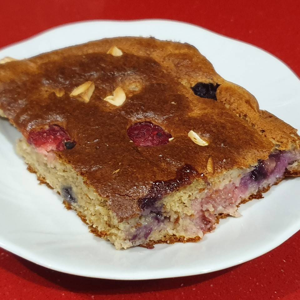Bizcocho de fruta y avena Bizcocho de fruta y avena