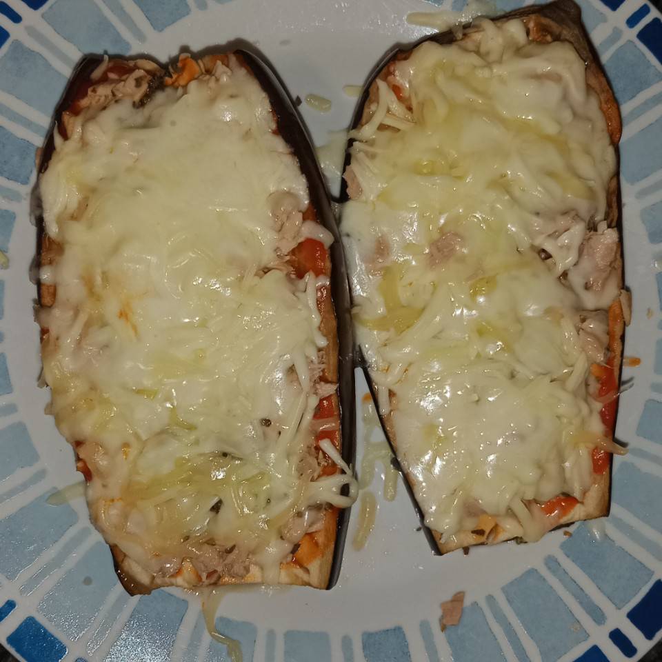 Berenjenas rellenas de pollo y queso Berenjenas rellenas de pollo y queso