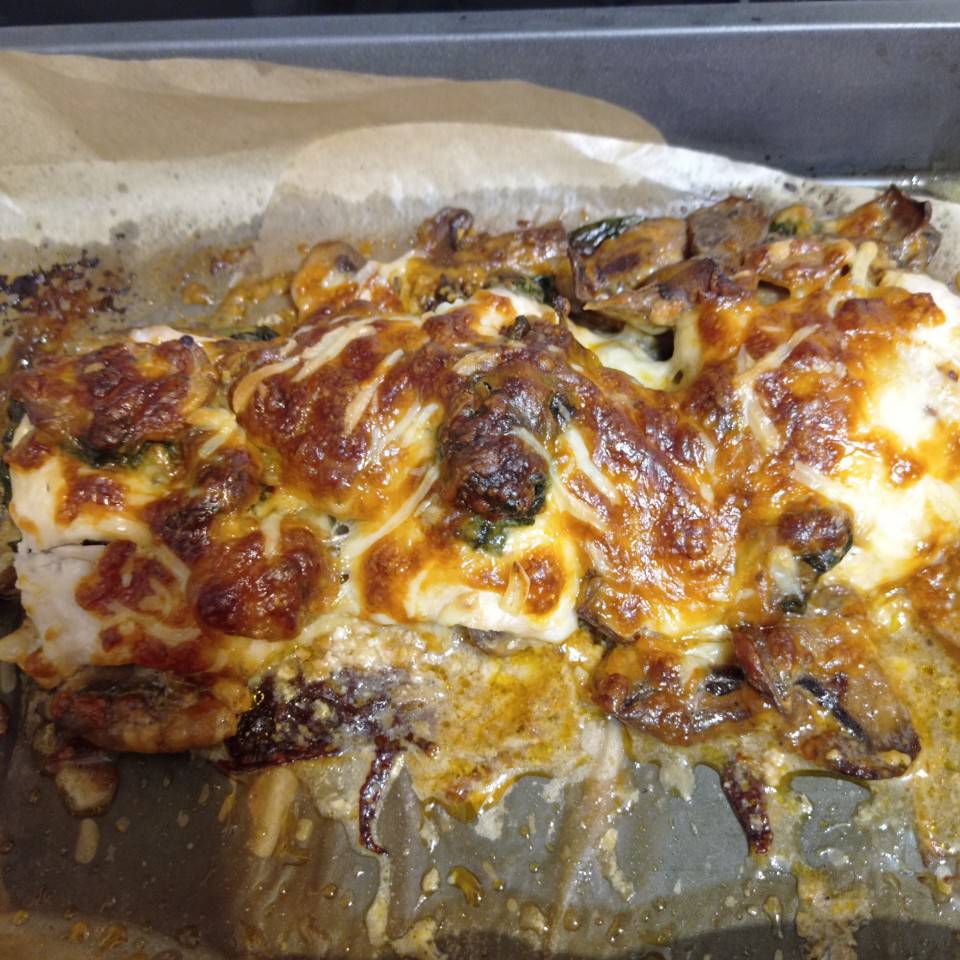 Pechugas rellenas de espinacas y champiñones Pechugas rellenas de espinacas y champiñones