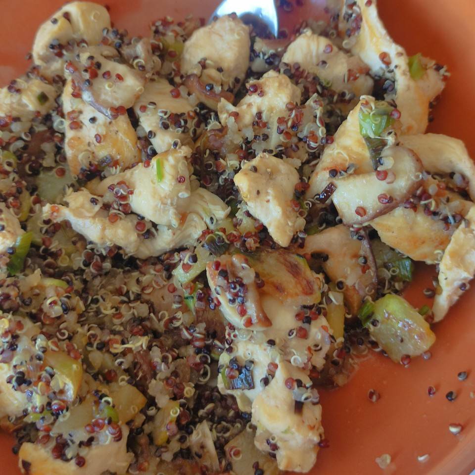 Quinoa, pollo, calabacín y setas shitake Quinoa, pollo, calabacín y setas shitake