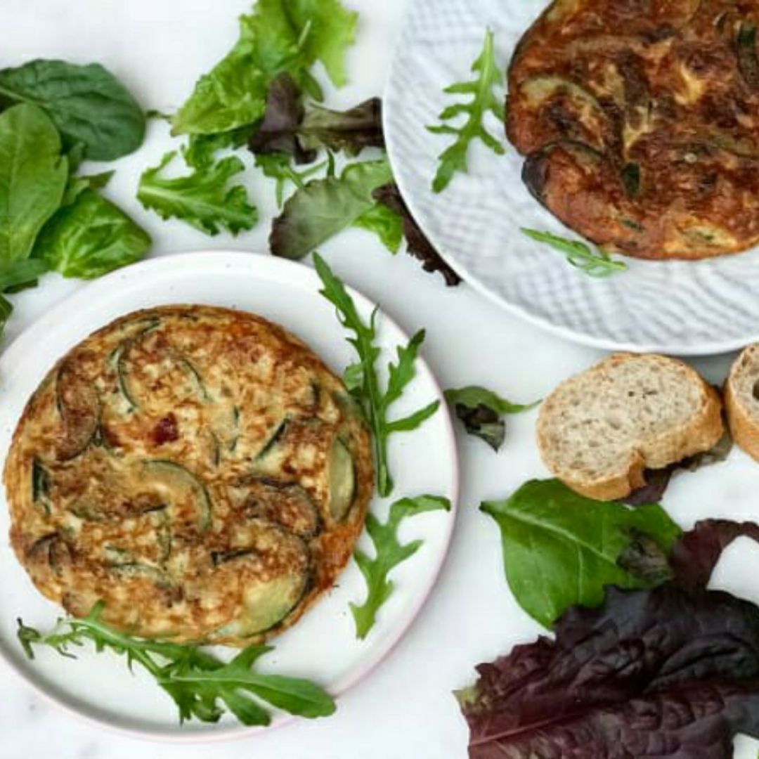 Tortilla de calabacín, cebolla y queso crema Tortilla de calabacín, cebolla y queso crema
