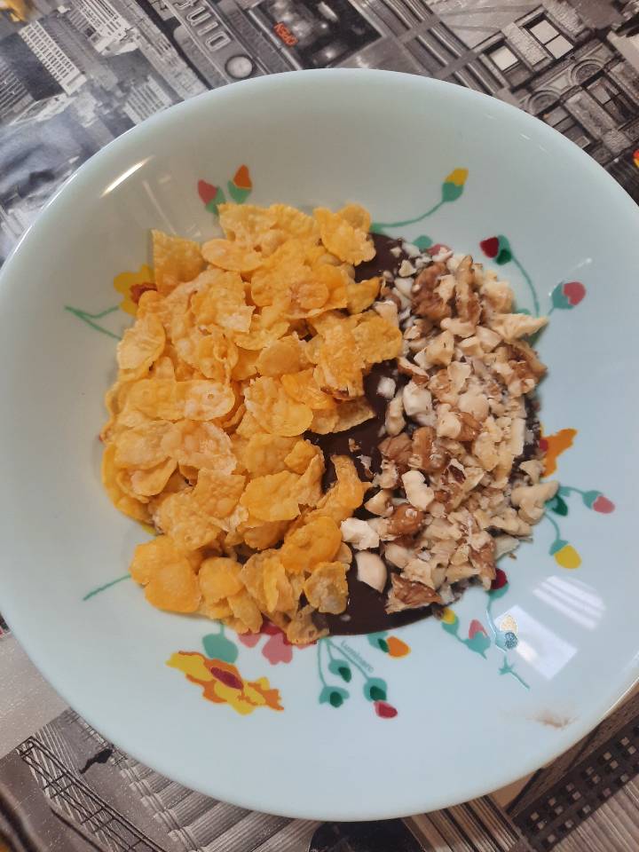 Yogur de soja con mix de frutos secos y cereales Yogur de soja con mix de frutos secos y cereales