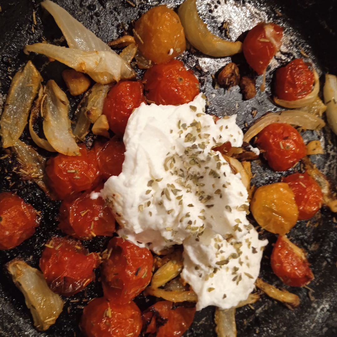 Sepia con cama de tomates cherry en crema Paso 2 Sepia con cama de tomates cherry en crema Paso 2