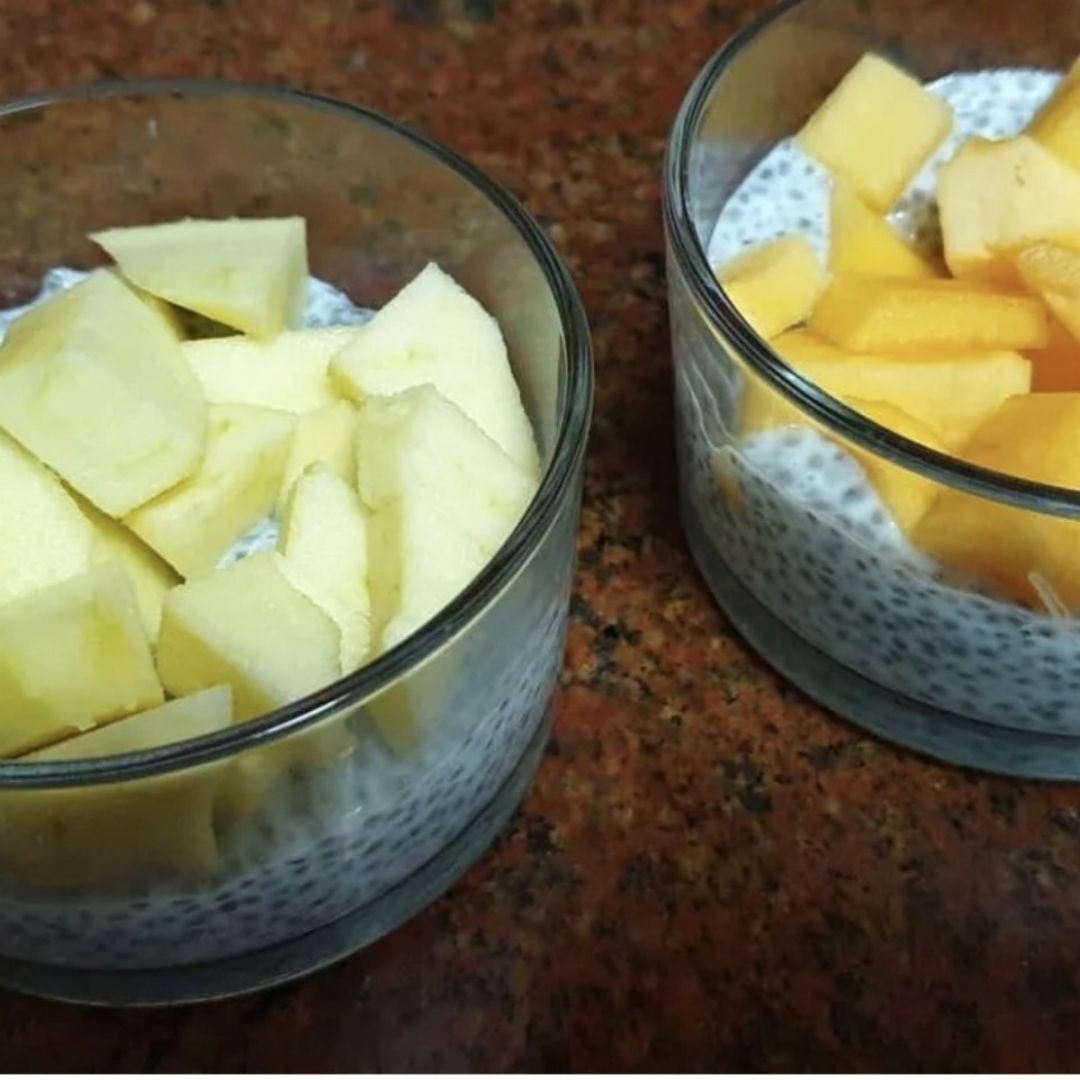 Pudding con chia y fruta