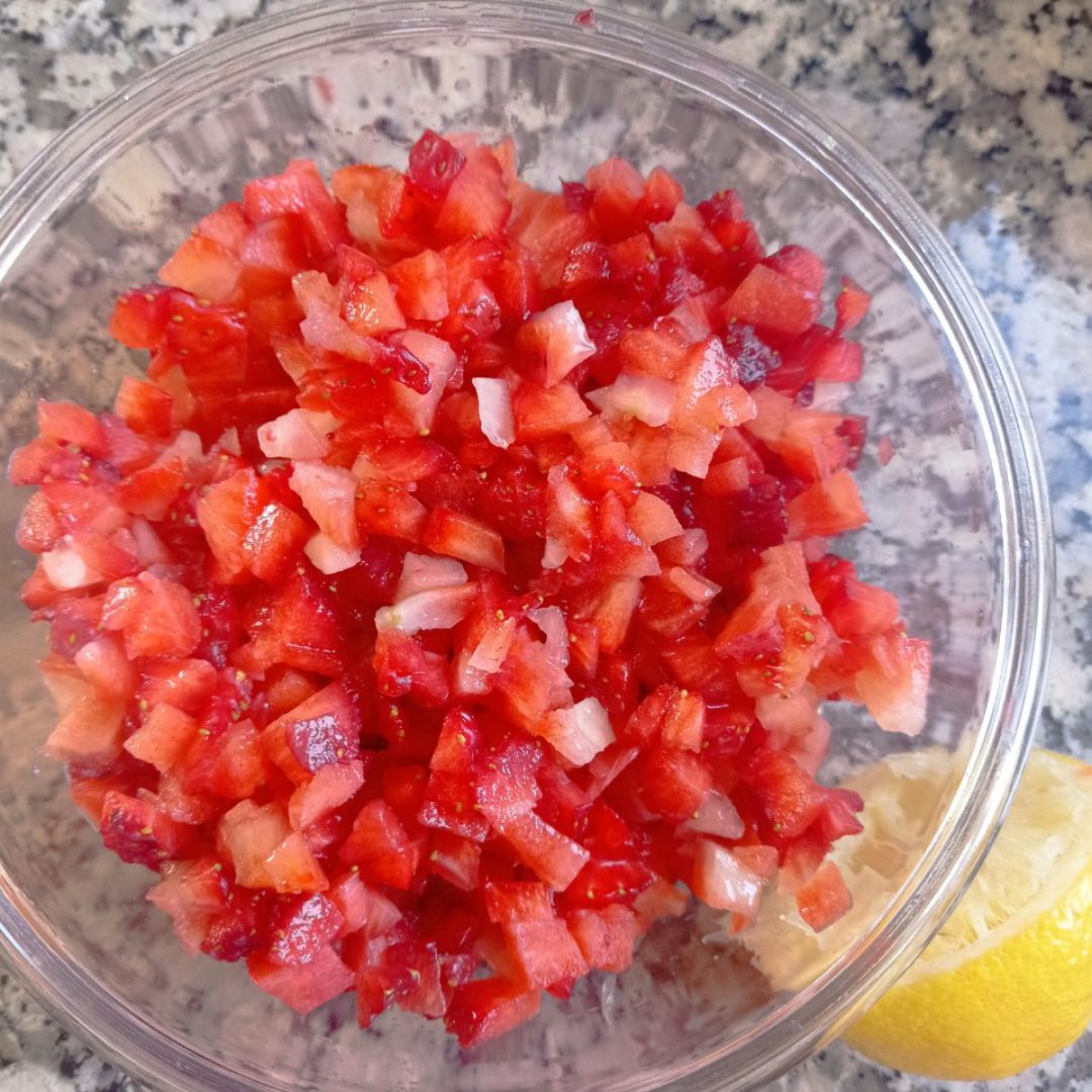 Tiramisú en tarritos 🫙 de fresas 🍓 y coco 🥥 Paso 1 Tiramisú en tarritos 🫙 de fresas 🍓 y coco 🥥 Paso 1
