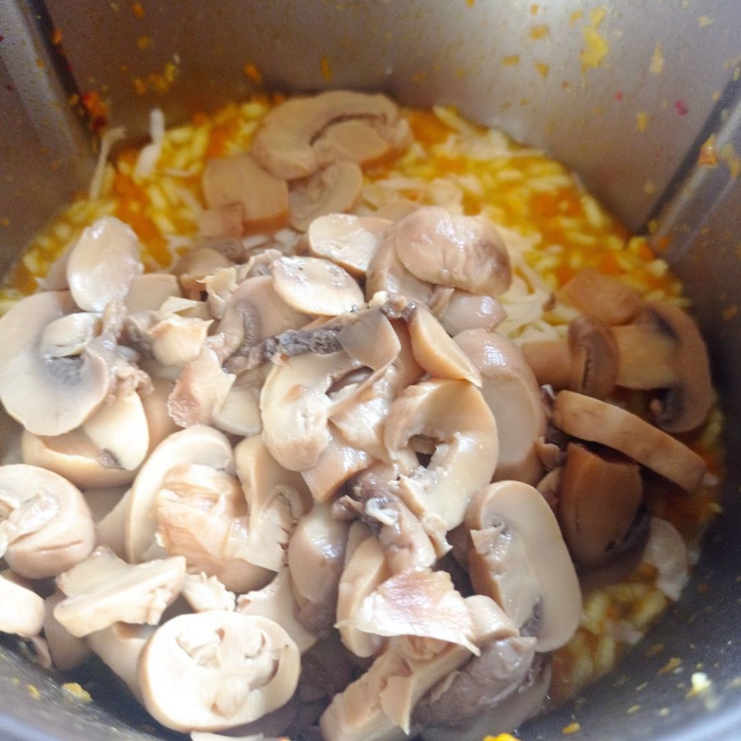 Risotto de calabaza 🎃 y champiñones 🍄 Paso 4 Risotto de calabaza 🎃 y champiñones 🍄 Paso 4