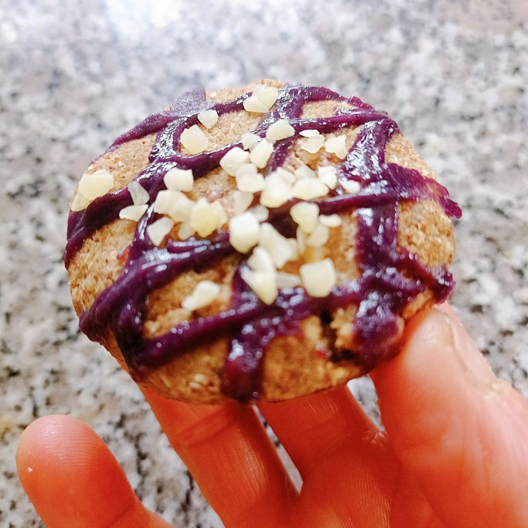 Cookies 🍪 de chufa con chocolate 🍫 y arándanos 🫐 Paso 8 Cookies 🍪 de chufa con chocolate 🍫 y arándanos 🫐 Paso 8
