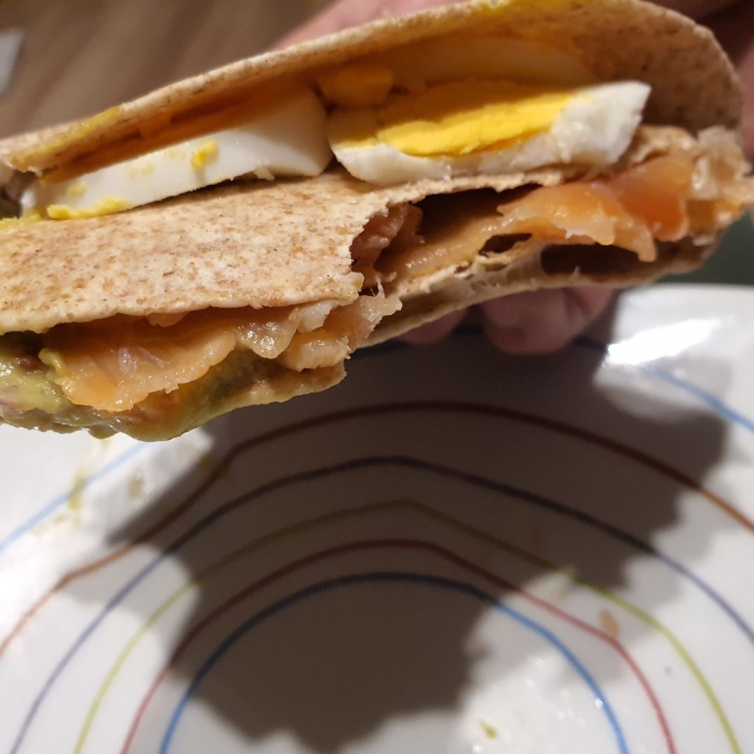 Wrap con salmon ahumado Wrap con salmon ahumado