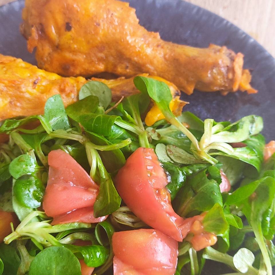Pollo rápido con ensalada Pollo rápido con ensalada