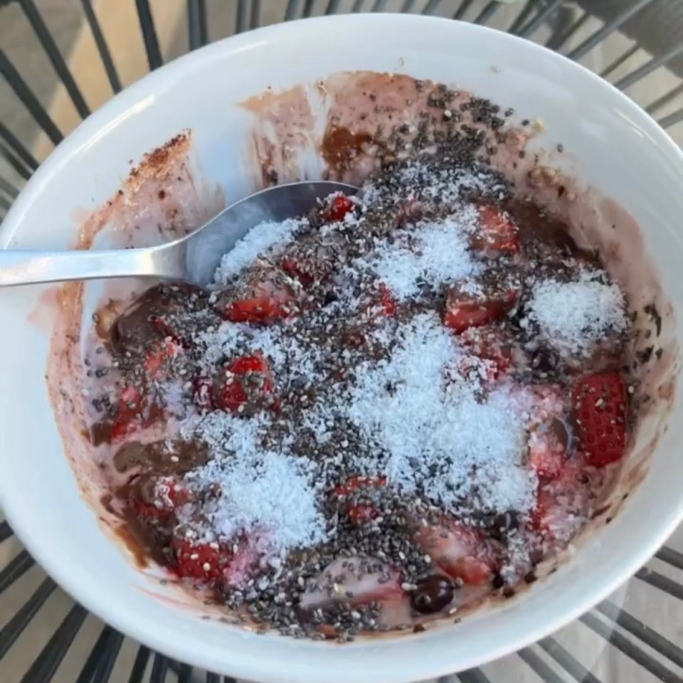 Porridge de avena y frutos rojos Porridge de avena y frutos rojos